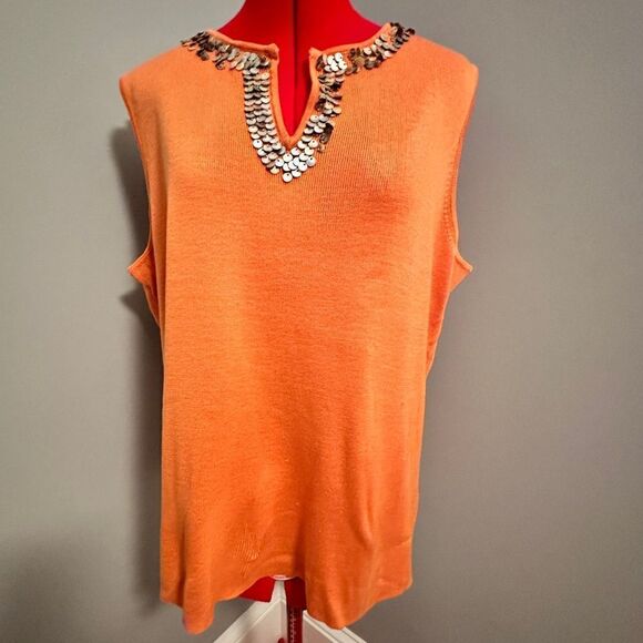 RQT tank tops, sweater material with sequins around the V neck. Size 2xl. NWT - Picture 1 of 2